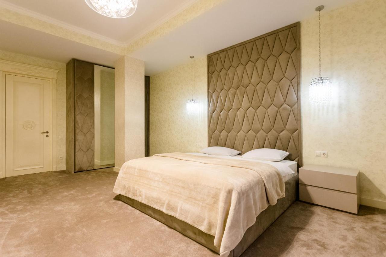 The Grand Apartment Tbilisi Exterior photo